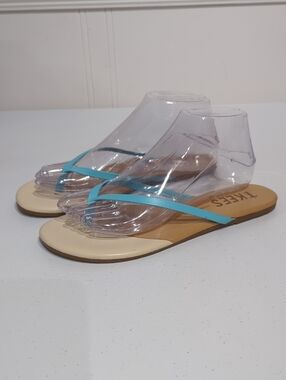 Tkees Contours flip flops - size 8